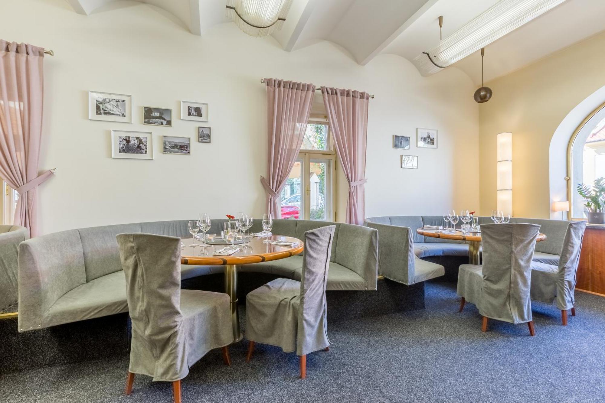 Hotel U Rytire Mělník Extérieur photo